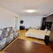 Vitan Mall, garsoniera, mobilata modern, bucatarie mare patrata,